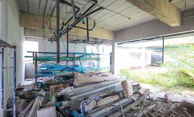 Large Corner Single House with Swimming Pool! Quiet & Private – Panya Indra P.7 Land size 362.7 sq.wah | Usable area 1,600 sq.m.