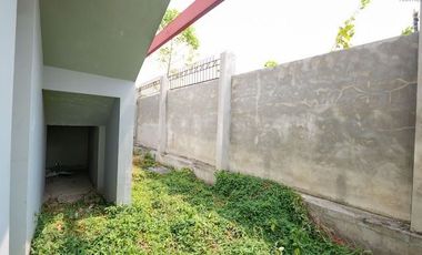 Large Corner Single House with Swimming Pool! Quiet & Private – Panya Indra P.7 Land size 362.7 sq.wah | Usable area 1,600 sq.m.