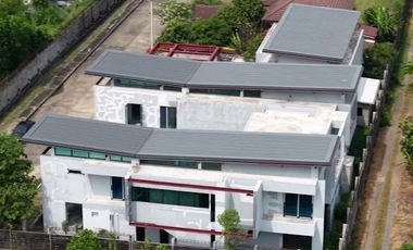 Large Corner Single House with Swimming Pool! Quiet & Private – Panya Indra P.7 Land size 362.7 sq.wah | Usable area 1,600 sq.m.