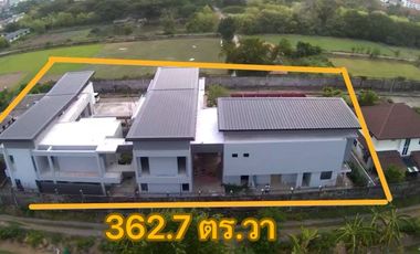 Large Corner Single House with Swimming Pool! Quiet & Private – Panya Indra P.7 Land size 362.7 sq.wah | Usable area 1,600 sq.m.