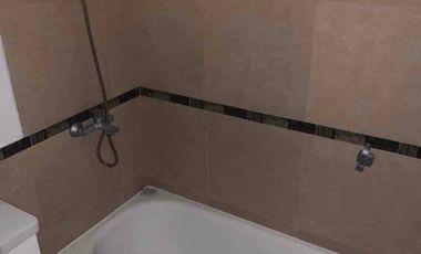 alquiler mono ambiente 33 mts2  dueño directo Colón esquina acevedo 300.000 más expensas