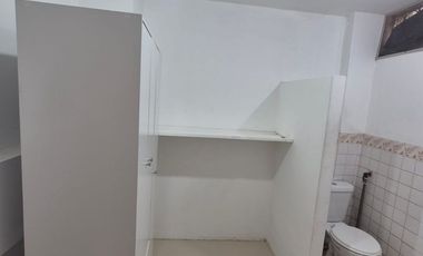 Suite Amoblada en Alquiler en los Ceibos,1 Habitación, 1 Baño, Incluye Servicios, Norte de Guayaquil.