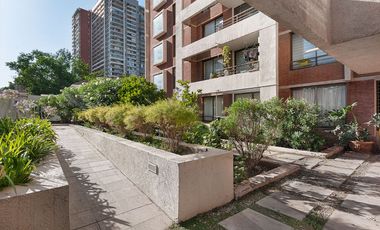 AMPLIO DEPTO. 4D-3B Los Cerezos/Irarrázaval- metro Villa Frei(110m2).