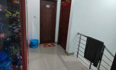 Rumah Taman Surya 5 Dijual Harga Murah Turun Harga Siap Huni Bagus Kalideres Jakarta Barat