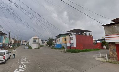 REMATE BANCARIO DE CASA EN VENTA VALLE REAL URUAPAN MICHOACAN