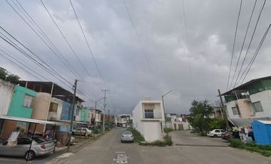 REMATE BANCARIO DE CASA EN VENTA VALLE REAL URUAPAN MICHOACAN