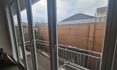 Dijual Jarang Ada Rumah  Singgasana Darma area dkt BPK, GBI Mekar WAngi Stairway, Harapan Kasih, Bintang Mulia
