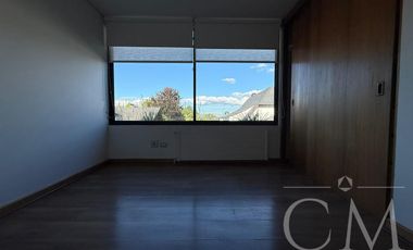 EN VENTA DEPARTAMENTO 3D 3B + SALA DE ESTAR o POSIBILIDAD DE 4° DORMITORIO A PASOS DEL CENTRO