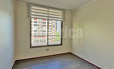 Moderno departamento en arriendo 3D3B luminoso y amplio