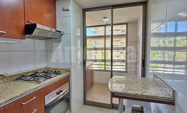 Moderno departamento en arriendo 3D3B luminoso y amplio