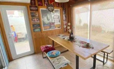 Se arrienda casa en Condominio Altos del Bosque II.