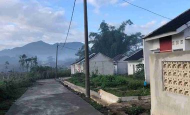 RUMAH SUBSIDI LOKASI STRATEGIS DILALUI ANGKOT LOKASI BANDUNG TIMUR