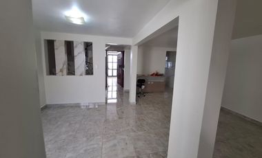 RENTA DE HABITACIONES PARA ESTUDIANTES SOBRE CONGRESO DE CHILPANCINGO LEON GTO A SOLO MINUTOS CAMINANDO DE LA UNITEC.