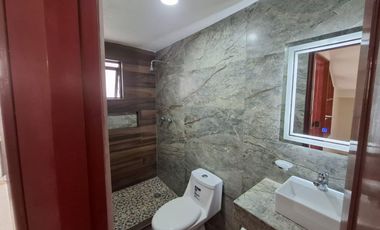 RENTA DE HABITACIONES PARA ESTUDIANTES SOBRE CONGRESO DE CHILPANCINGO LEON GTO A SOLO MINUTOS CAMINANDO DE LA UNITEC.