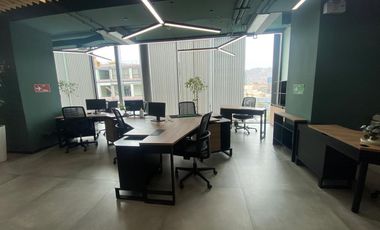 Oficina comercial en el exclusivo edificio Balmaceda. venta o arriendo