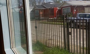 Portal del Sol, casa individual de un piso $ 110.000.000.