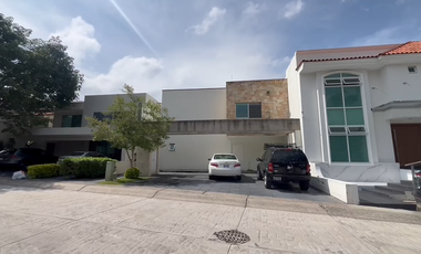 Casa en Venta en Villa Palma, Zapopan | Atrás de Atlas Colomos y Cerca de Andares | $21 MDP