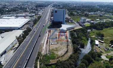 Renta Locales en Plaza Comercial Lateral Autopista Mexico Puebla