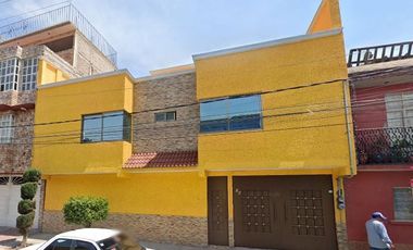 CASA EN LAS MARAVILLAS A 10 MIN DE CIUDAD JARDIN NEZAHUALCOYOTL