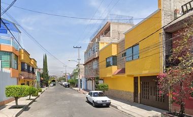 CASA EN LAS MARAVILLAS A 10 MIN DE CIUDAD JARDIN NEZAHUALCOYOTL