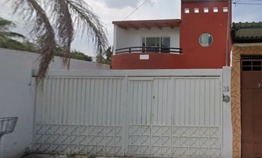 Se vende casa en Los Nogales, El Pueblito, Qro.