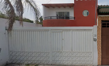 Se vende casa en Los Nogales, El Pueblito, Qro.