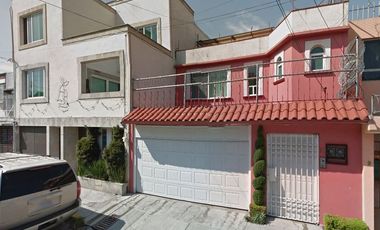 CASA EN VENTA EN RETORNO 25 DE CECILIO ROBELO, CDMX