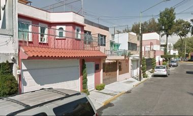 CASA EN VENTA EN RETORNO 25 DE CECILIO ROBELO, CDMX