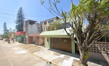CASA EN VENTA EN AV 18 DE MARZO EN  COATZACOALCOS, VERACRUZ