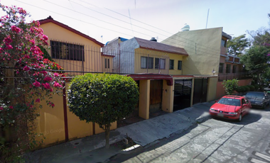 CASA EN VENTA EN LA CALLE MENORCA EN LOMAS ESTRELLA IZTAPALAPA