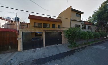 CASA EN VENTA EN LA CALLE MENORCA EN LOMAS ESTRELLA IZTAPALAPA