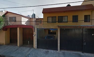 CASA EN VENTA EN LA CALLE MENORCA EN LOMAS ESTRELLA IZTAPALAPA