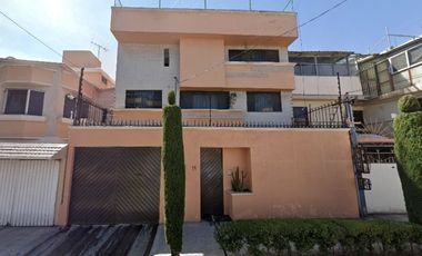 CASA EN VENTA EN CALLE RIO MEZCALAPA, IZTAPALAPA