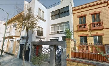 CASA A 8 MIN DE LA ALAMEDA CENTRAL