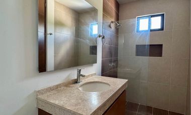 CASA EN METRO CAMARONES