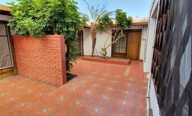 Venta de casa con giro comercial en antofagasta UF 18.000