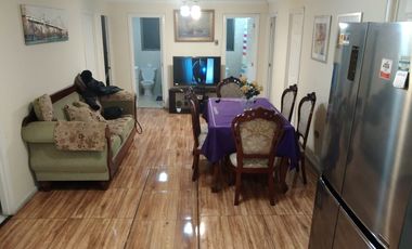 Se arriendan piezas amobladas