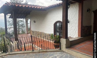 Casa en Arriendo Sector Loma del Escobero - Envigado