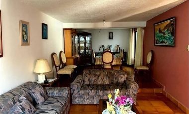 PRECIOSA CASA A UN COSTADO DE COSMOPOL