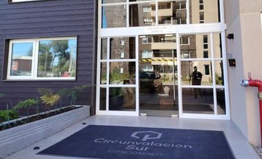 Departamento en Condominio Circunvalación Sur $ 590.000