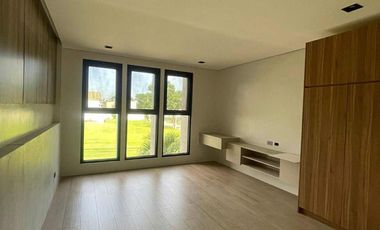 5BR House and Lot for Sale in Savannah Green Plains Angeles Pampanga Corner Lot with Pool