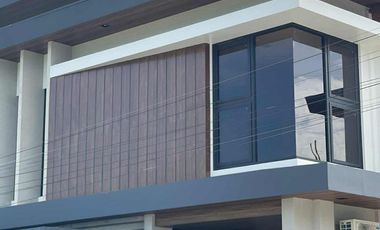 5BR House and Lot for Sale in Savannah Green Plains Angeles Pampanga Corner Lot with Pool