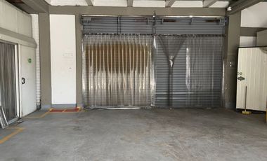 Bodega Alquilo 2.000 M2 / Excelente vitrina / Sobre Principal / $20 Millones / Yumbo Acopi