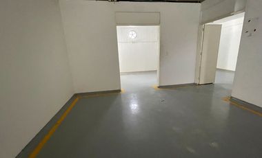 Bodega Alquilo 2.000 M2 / Excelente vitrina / Sobre Principal / $20 Millones / Yumbo Acopi