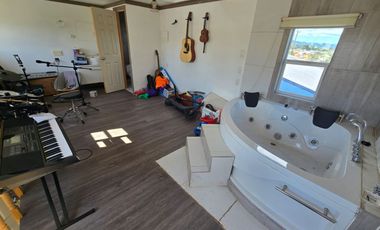 Amplia Casa en Venta – Condominio Río Valdivia