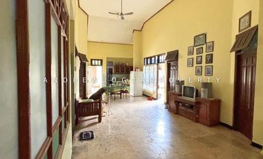 Jual Rumah Ringroad Timur Pinggir Jalan 3 Muka Cocok Hunian dan Usaha Akses Mudah Strategis