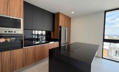 Casa nueva en Venta de 258 mts2 de superficie, 4 habitaciones, 4.5 baños, zona Las fuentes, las Águilas, ITESO