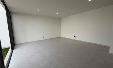 Casa nueva en Venta de 258 mts2 de superficie, 4 habitaciones, 4.5 baños, zona Las fuentes, las Águilas, ITESO