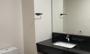 FOR SALE: 2 Bedroom Garden Towers Facing San Lorenzo
