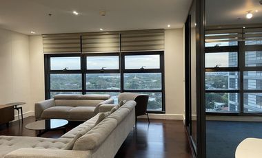 FOR SALE: 2 Bedroom Garden Towers Facing San Lorenzo